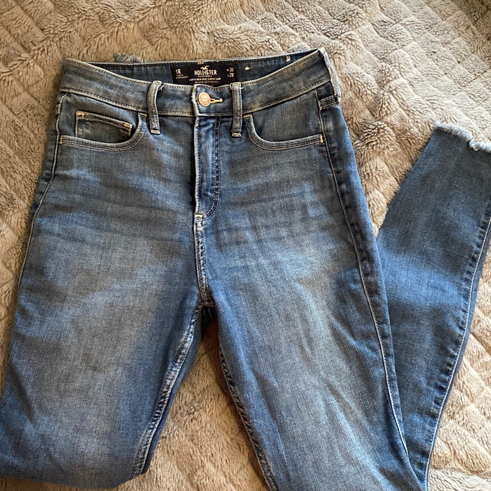 Hollister curvy high rise super skinny jeans